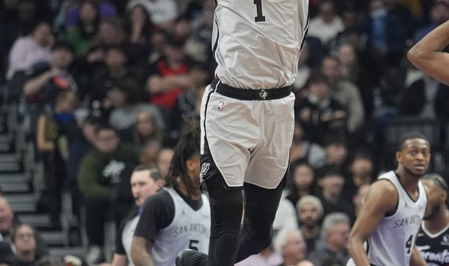 文班谈盖帽：感觉像毁了别人的一天 但他们为什么要尝试呢？